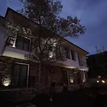 Mons Casa Boutique
