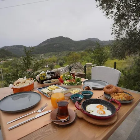 Mons Casa Boutique Otel *