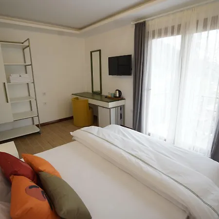 Otel Mons Casa Boutique *