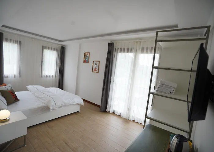 Ξενοδοχείο Mons Casa Boutique *
